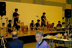 �����������ۃN���u�̊F����