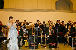 �X�C�M���O�n�[�h�I�[�P�X �W���Y�ł͓Ȗ،���g��